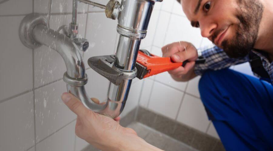 Professional same day plumber services in Aredale, IA